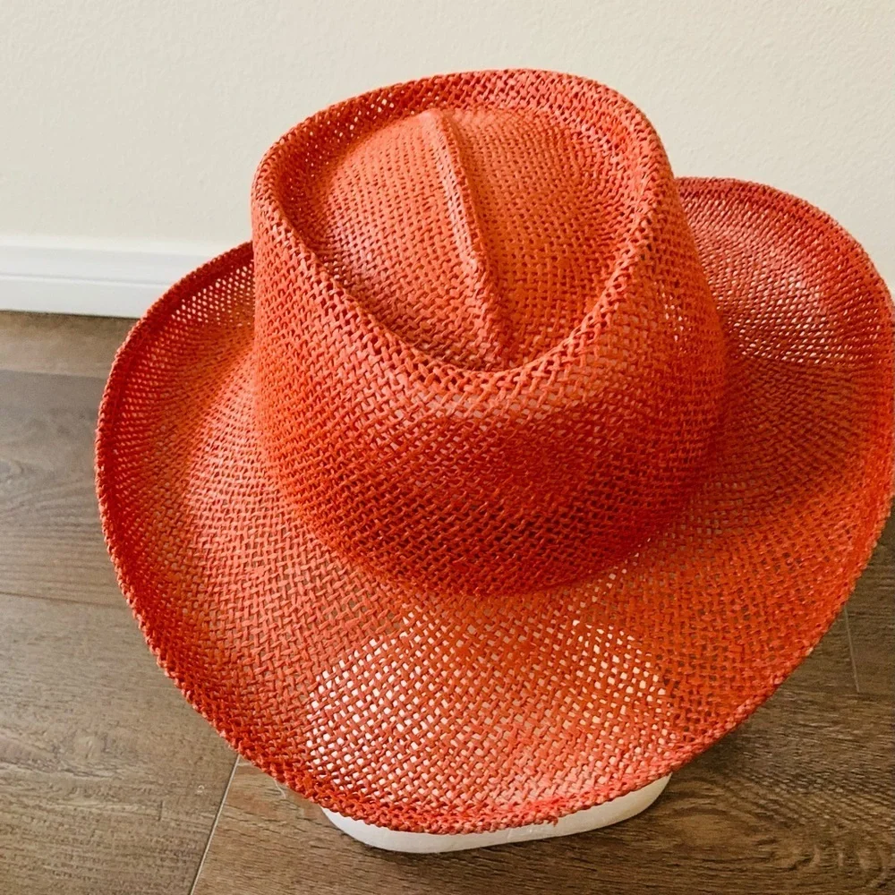 Straw hat